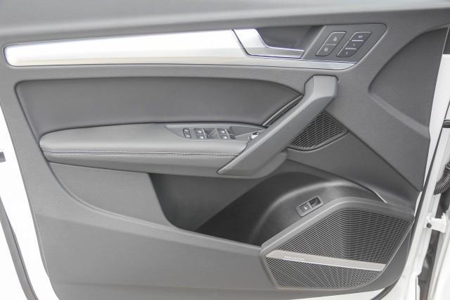 new 2025 Audi Q5 car, priced at $60,640
