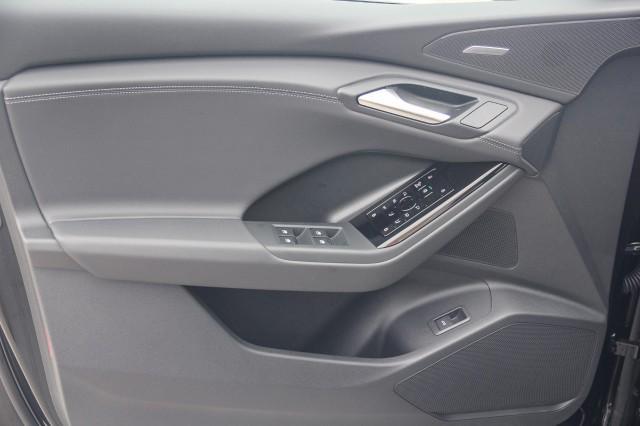 new 2025 Audi Q6 e-tron car, priced at $75,500
