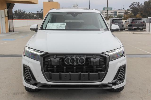 new 2025 Audi Q7 car, priced at $75,160