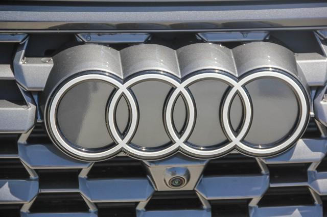 new 2025 Audi Q5 car, priced at $60,960