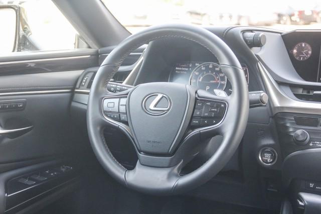 used 2020 Lexus ES 350 car, priced at $31,788