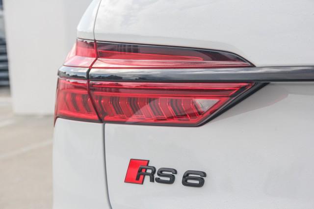 new 2025 Audi RS 6 Avant car, priced at $143,990