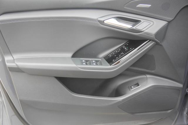 new 2025 Audi Q6 e-tron car, priced at $73,280