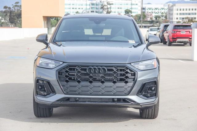 new 2025 Audi Q5 car, priced at $69,160