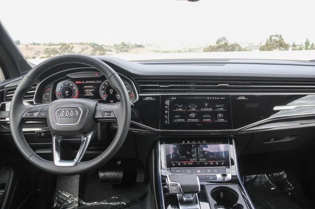 new 2025 Audi Q7 car, priced at $70,850