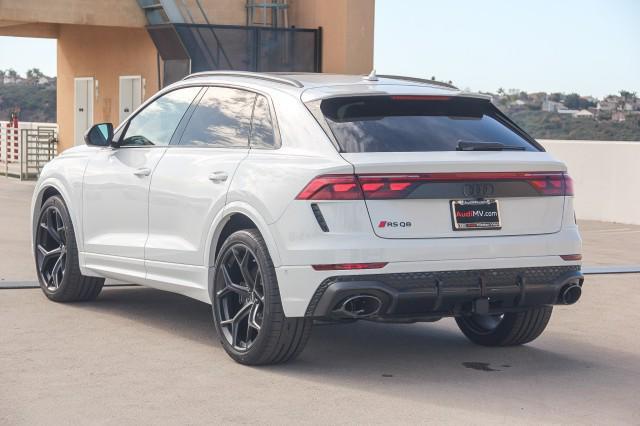 new 2025 Audi RS Q8 car, priced at $151,140