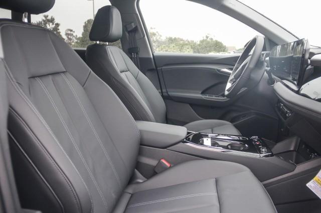 new 2025 Audi Q6 e-tron car, priced at $70,335