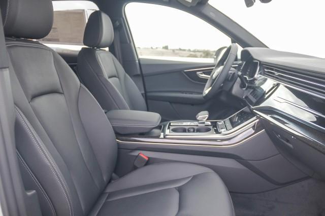 new 2025 Audi Q7 car, priced at $65,370