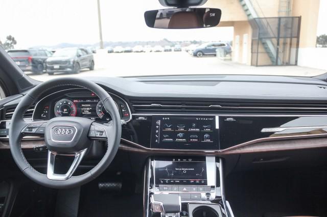 new 2025 Audi Q7 car, priced at $75,360