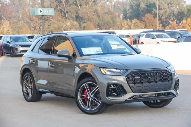 new 2025 Audi Q5 car, priced at $72,560