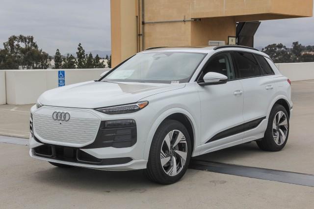 new 2025 Audi Q6 e-tron car, priced at $75,500