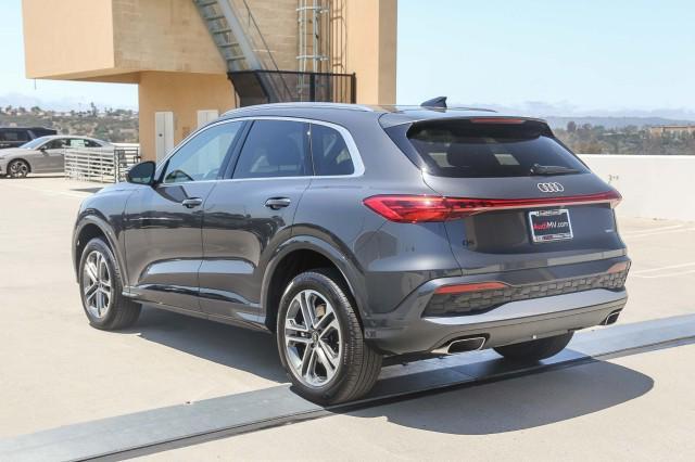 new 2025 Audi Q5 car, priced at $59,490