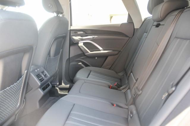 new 2025 Audi Q5 car, priced at $59,490