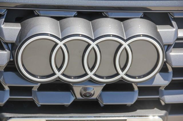 new 2025 Audi Q5 car, priced at $59,490