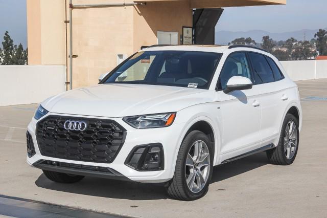 new 2025 Audi Q5 car, priced at $54,200