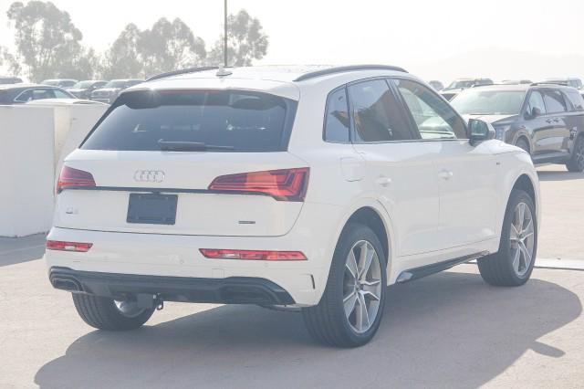 new 2025 Audi Q5 car, priced at $54,200