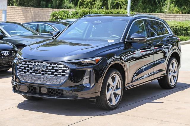 new 2025 Audi Q5 car, priced at $60,960