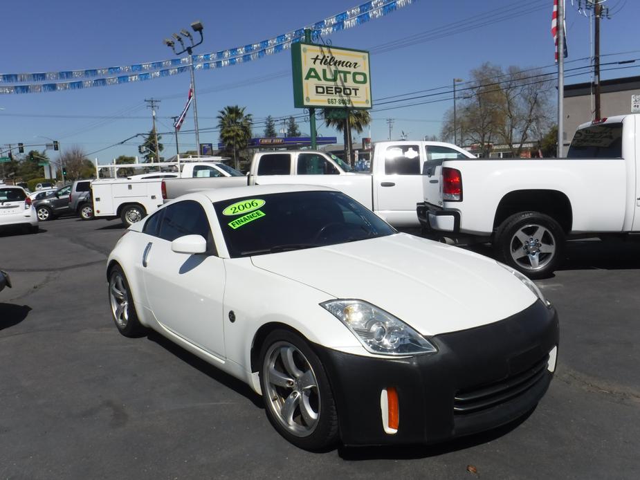 used 2006 Nissan 350Z car, priced at $14,686
