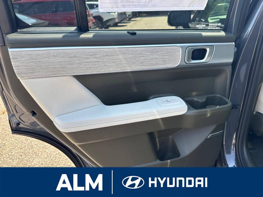 new 2025 Hyundai SANTA FE HEV car, priced at $50,289