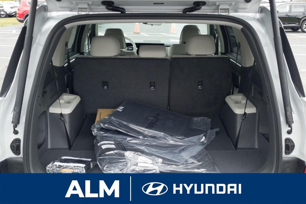 new 2026 Hyundai SANTA FE HEV car, priced at $38,290