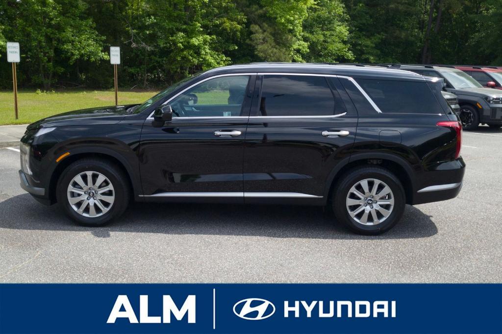 new 2025 Hyundai Palisade car, priced at $42,270