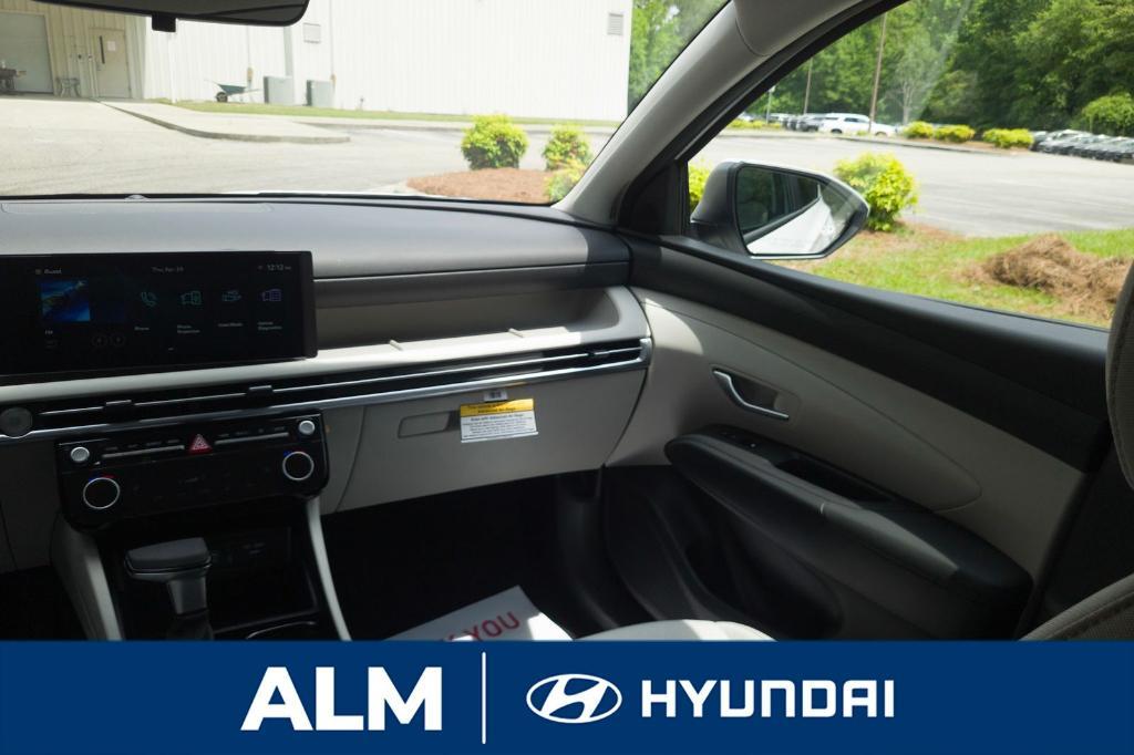 new 2025 Hyundai Tucson car, priced at $33,060