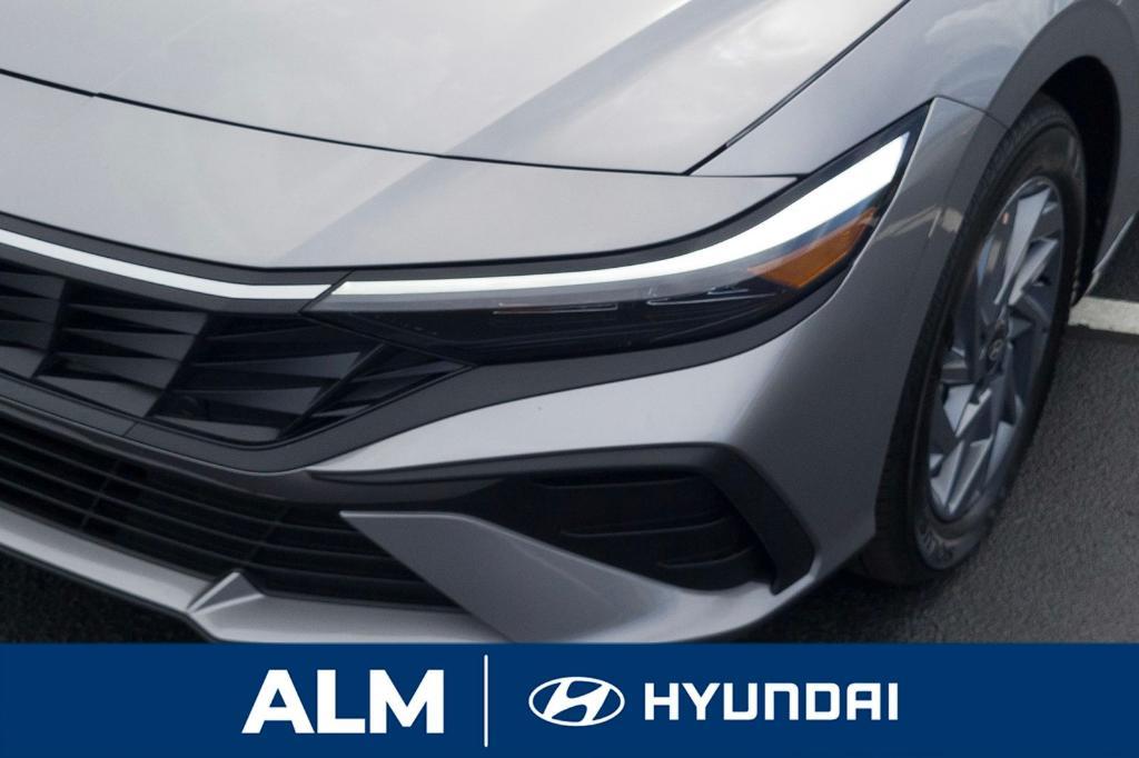 new 2025 Hyundai ELANTRA HEV car, priced at $27,330