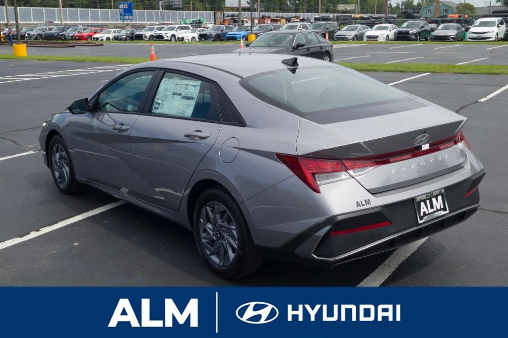 new 2025 Hyundai ELANTRA HEV car, priced at $27,330