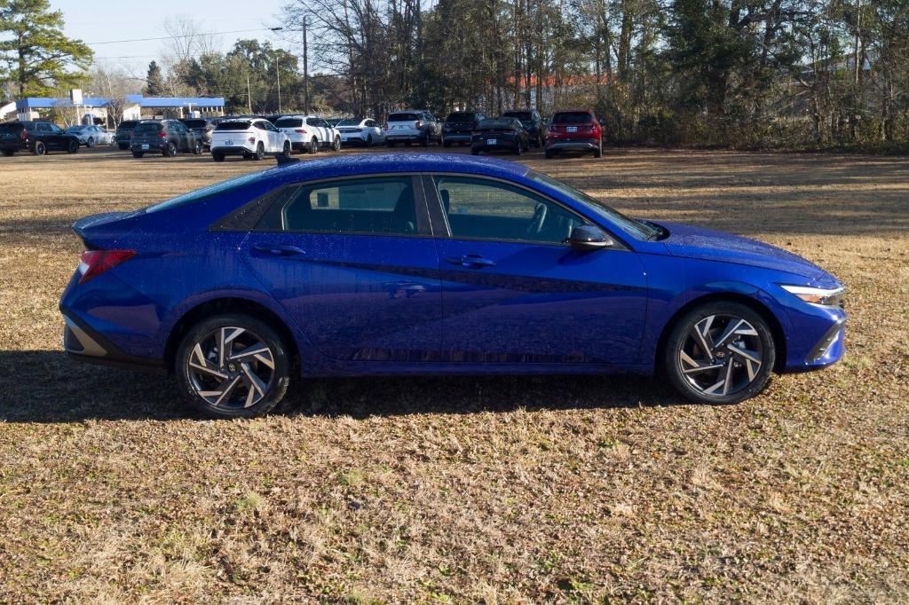 new 2025 Hyundai Elantra car, priced at $24,390