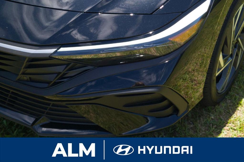 new 2025 Hyundai Elantra car, priced at $25,030