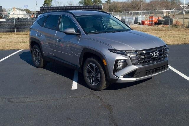 new 2025 Hyundai Tucson Hybrid car, priced at $35,000