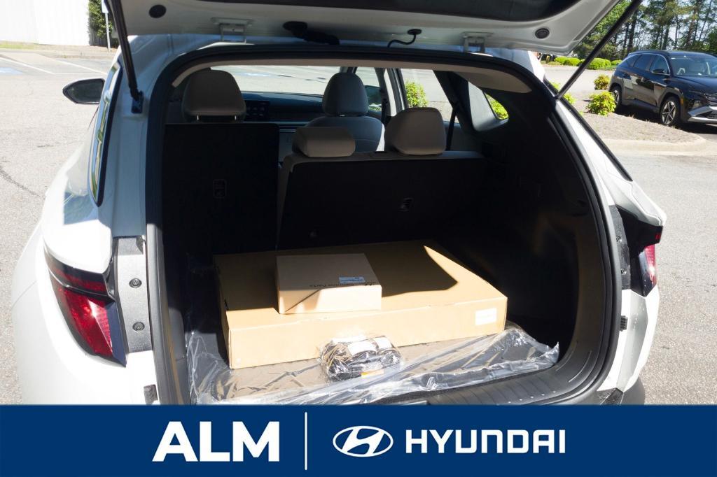 new 2025 Hyundai Tucson car, priced at $31,200