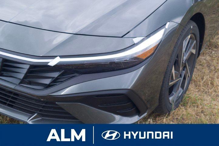 new 2025 Hyundai Elantra car, priced at $24,910