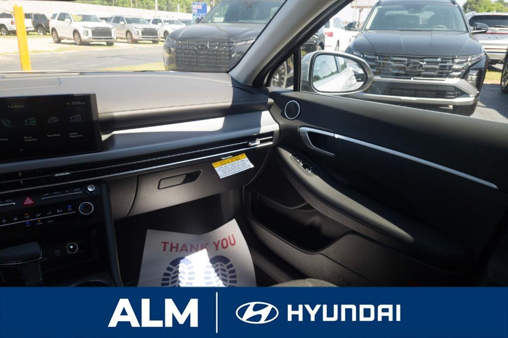 new 2025 Hyundai Sonata car, priced at $28,778