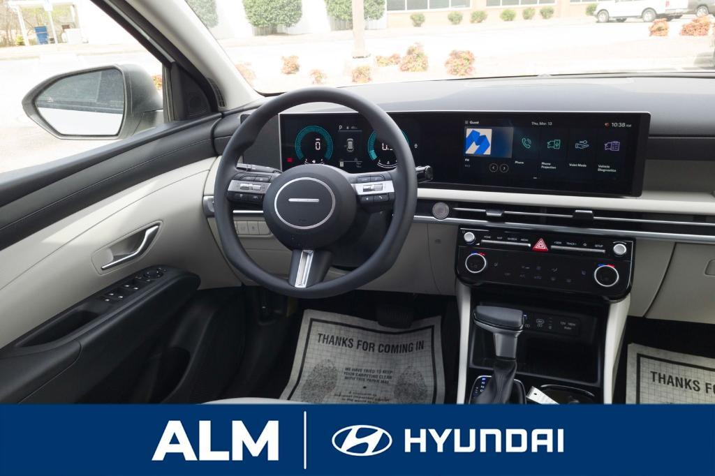 new 2025 Hyundai Tucson car, priced at $33,175