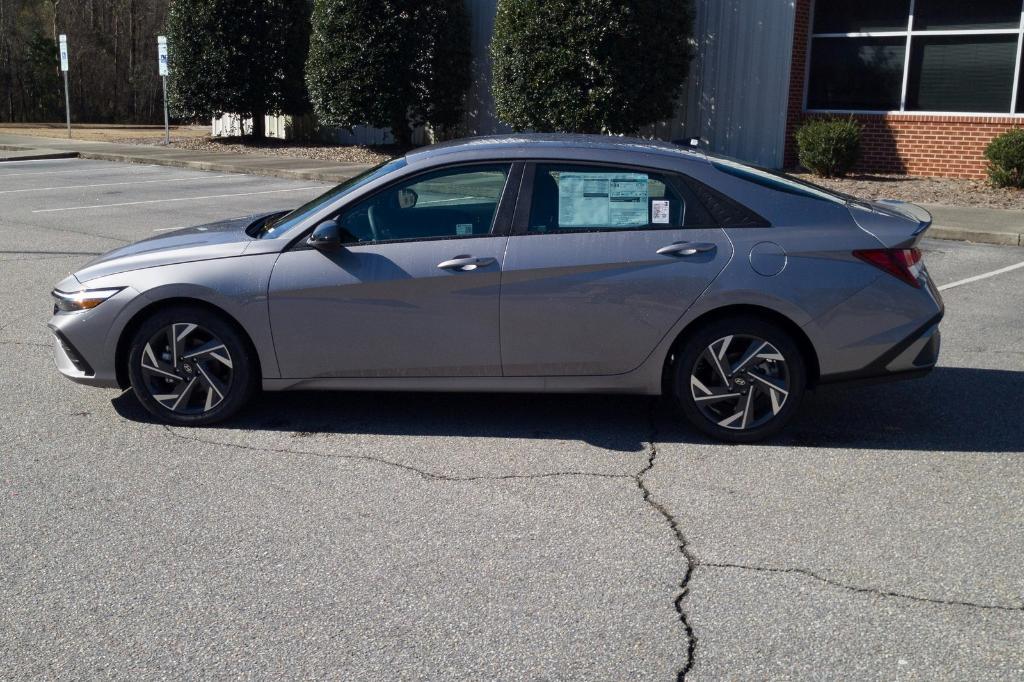 new 2025 Hyundai Elantra car, priced at $24,390