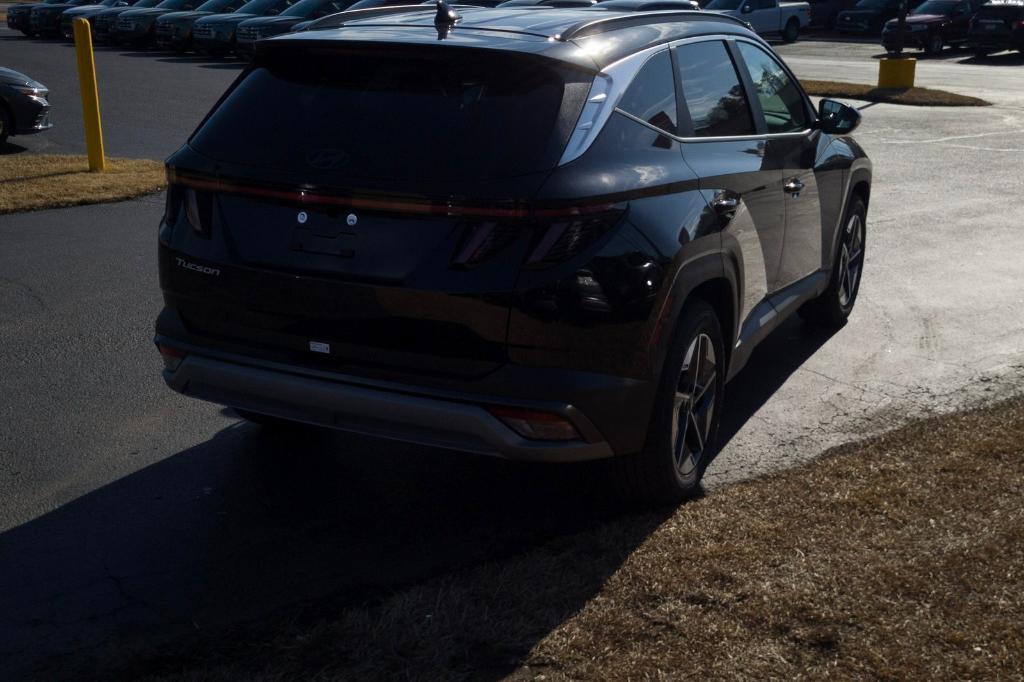 new 2025 Hyundai Tucson car, priced at $34,550