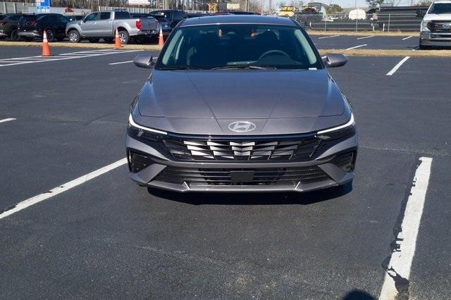 new 2025 Hyundai Elantra HEV car, priced at $30,840