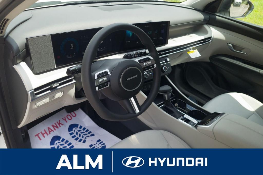 new 2025 Hyundai Tucson car, priced at $31,320
