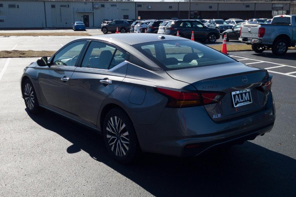 used 2023 Nissan Altima car, priced at $18,220