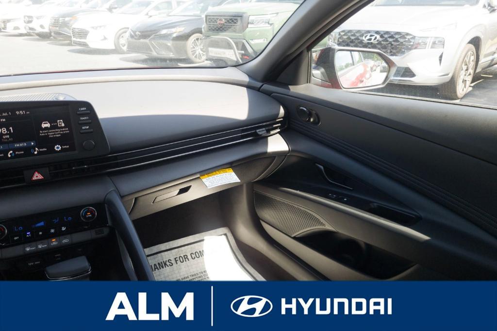 new 2025 Hyundai Elantra car, priced at $25,660