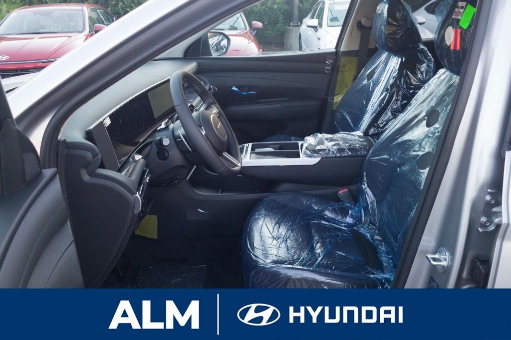new 2025 Hyundai TUCSON Hybrid car, priced at $39,090