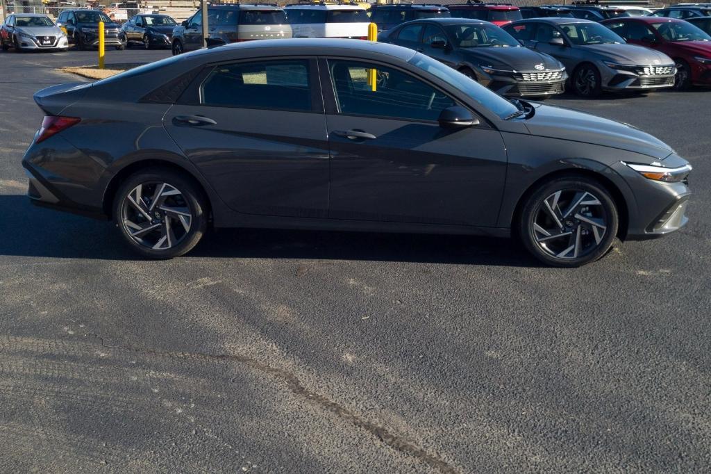 new 2025 Hyundai Elantra car, priced at $24,390