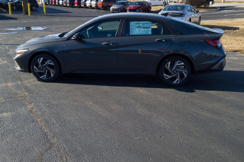 new 2025 Hyundai Elantra car, priced at $24,390