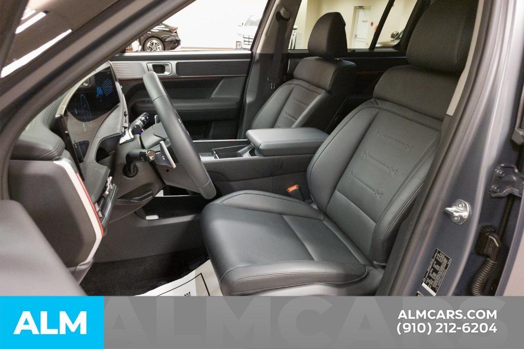 used 2024 Hyundai Santa Fe car, priced at $31,920