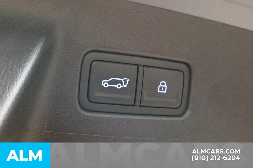 used 2024 Hyundai Santa Fe car, priced at $31,920