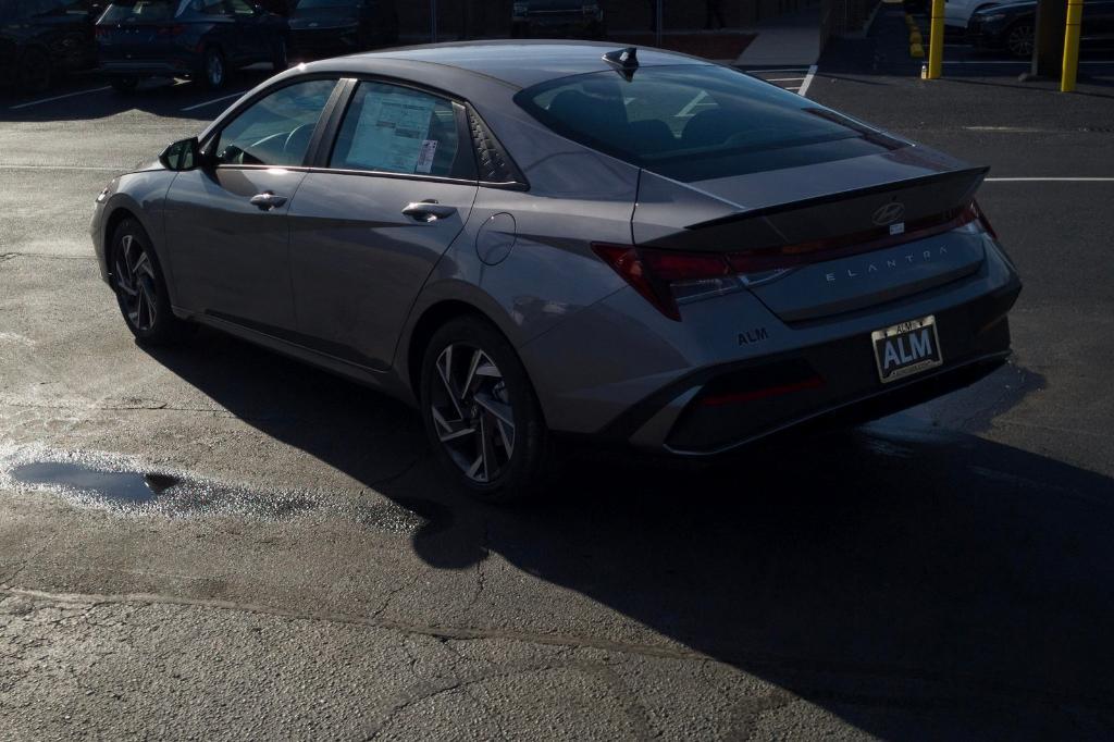 new 2025 Hyundai Elantra car, priced at $24,390