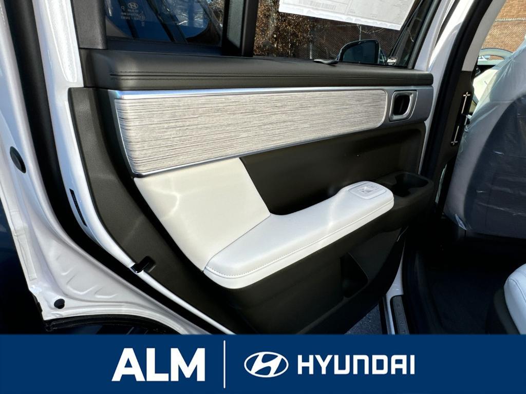 new 2025 Hyundai SANTA FE HEV car, priced at $49,940