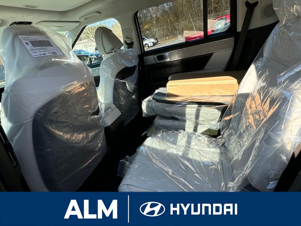 new 2025 Hyundai SANTA FE HEV car, priced at $49,940