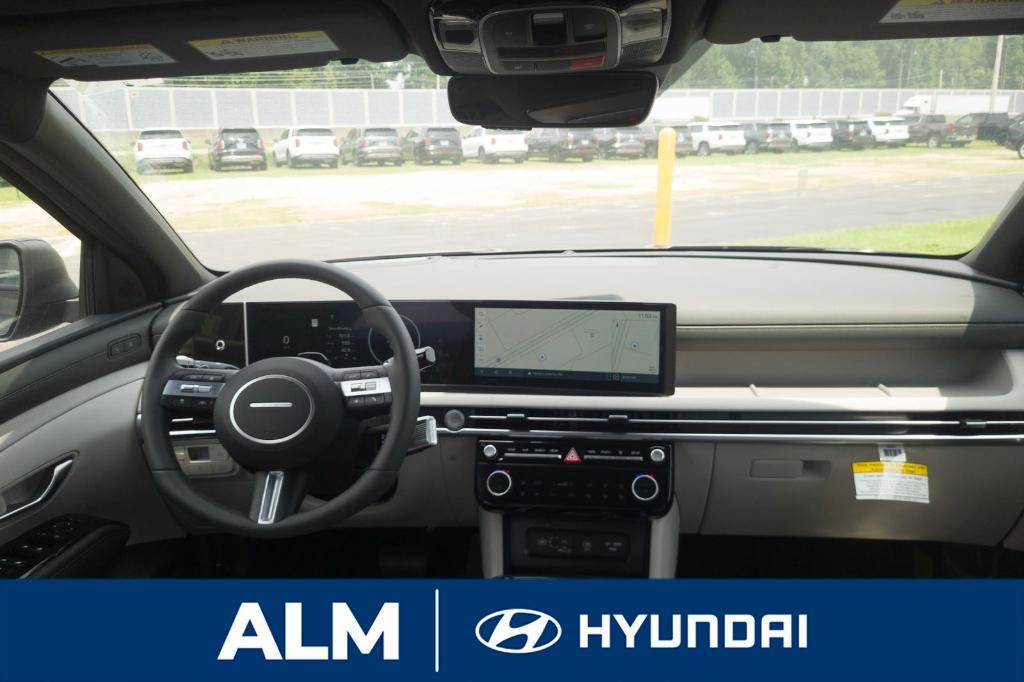 new 2025 Hyundai TUCSON Hybrid car, priced at $43,245